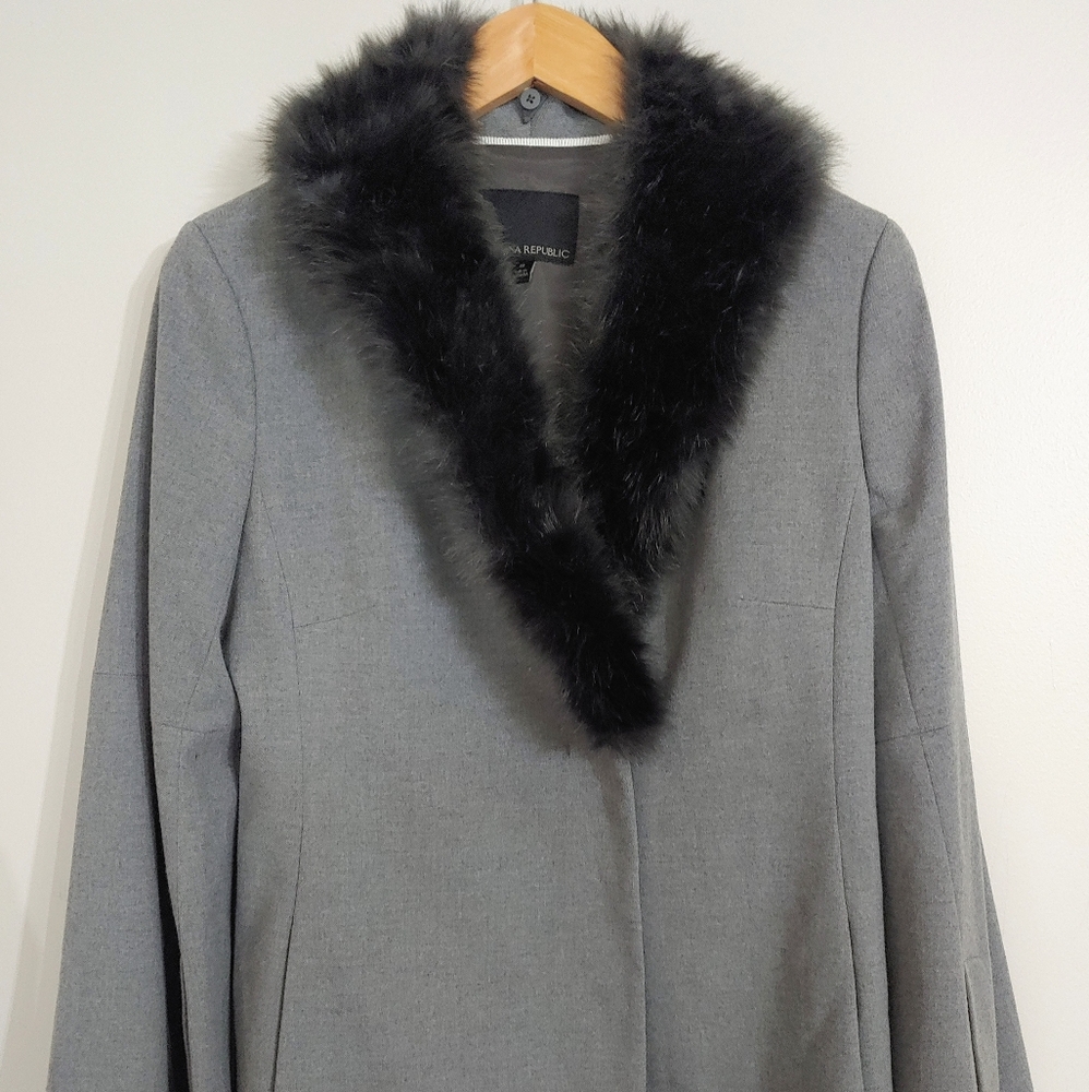Faux fur grey blazer